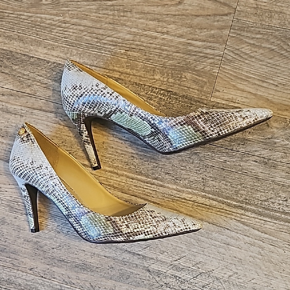 J.Renee Snakeskin Heels - Black and Cream - Picture 2 of 5
